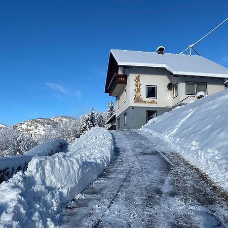 Nocky Mountains Lodge And Apartment Radenthein Buitenkant foto