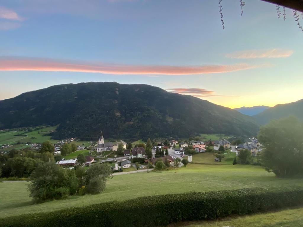 Nocky Mountains Lodge And Apartment Radenthein Buitenkant foto