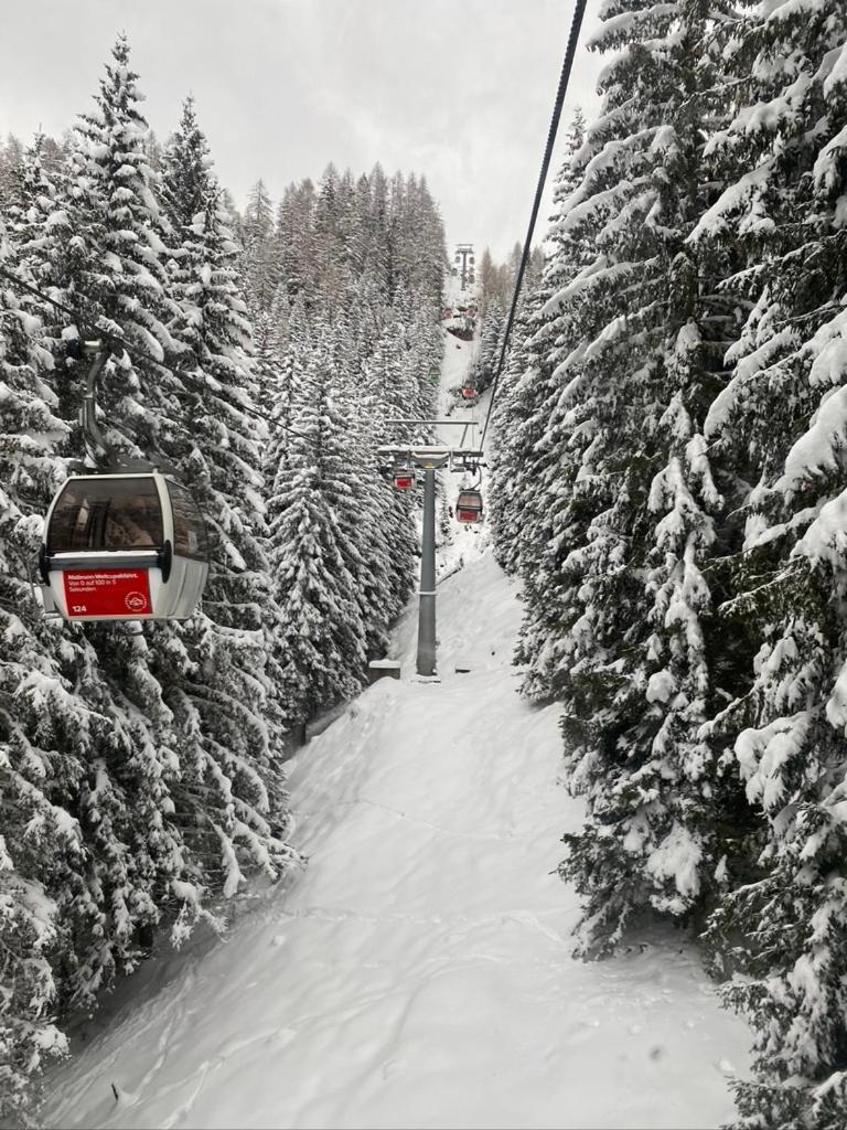 Nocky Mountains Lodge And Apartment Radenthein Buitenkant foto